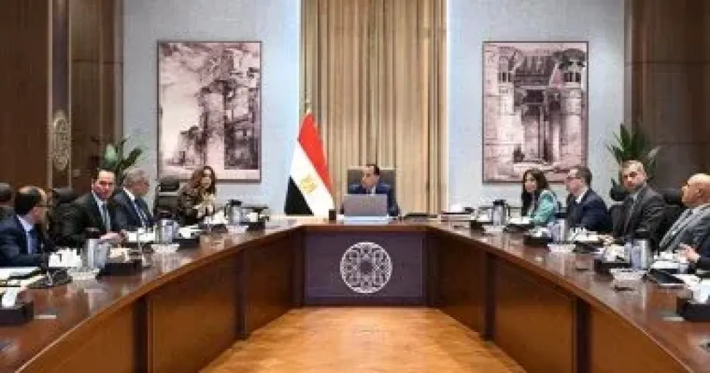 رئيس الوزراء يتابع الموقف التنفيذى لملفات التصالح فى مخالفات البناء