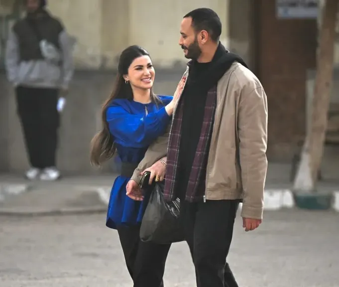 هدى الإتربى تكشف عن صور جديدة تجمعها بالفنان أحمد خالد صالح من مسلسل مناعة