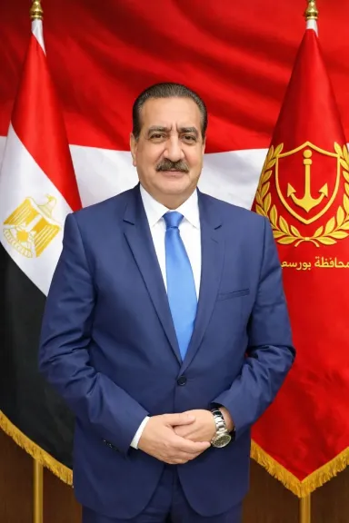 رئيس جامعة بورسعيد يهنئ اللواء إبراهيم احمد أبو ليمون، بمناسبة تعيينه محافظا لبورسعيد