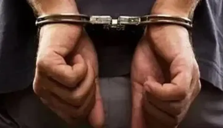 حبس المتهم بانتحال صفة موظف بنك للاستيلاء على أموال المواطنين بالمعادي