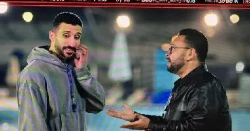 حسن حفنى مدرب سباحة فى مسلسل اللون اﻷزرق مع جومانا مراد وأحمد رزق