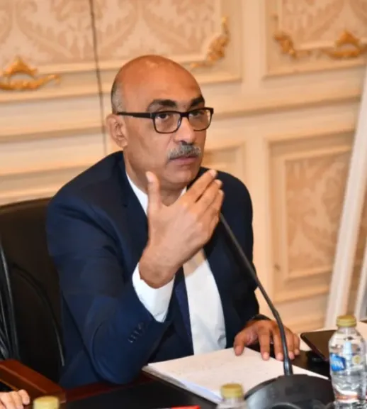 صرف مرتبات معلمي الحصة استجابة للنائب إيهاب منصور