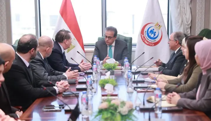 وزير الصحة يصدر قرارا عاجلا لمواجهة ظاهرة تعاطي المواد المخدرة