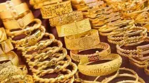 الذهب فى البحرين يحافظ على مستوياته المرتفعة بدعم من الأسواق العالمية