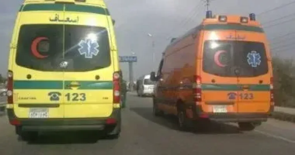 مصرع وإصابة 4 في حادث تصادم دراجة نارية وتوك بكفر الشيخ