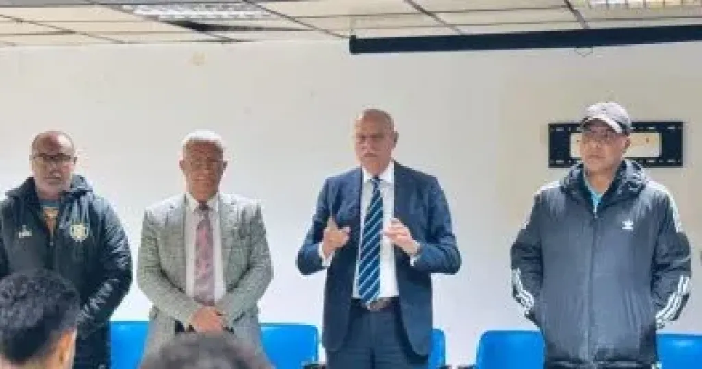 جلسة تحفيزية للاعبى الإسماعيلى قبل مواجهة دجلة فى الدورى