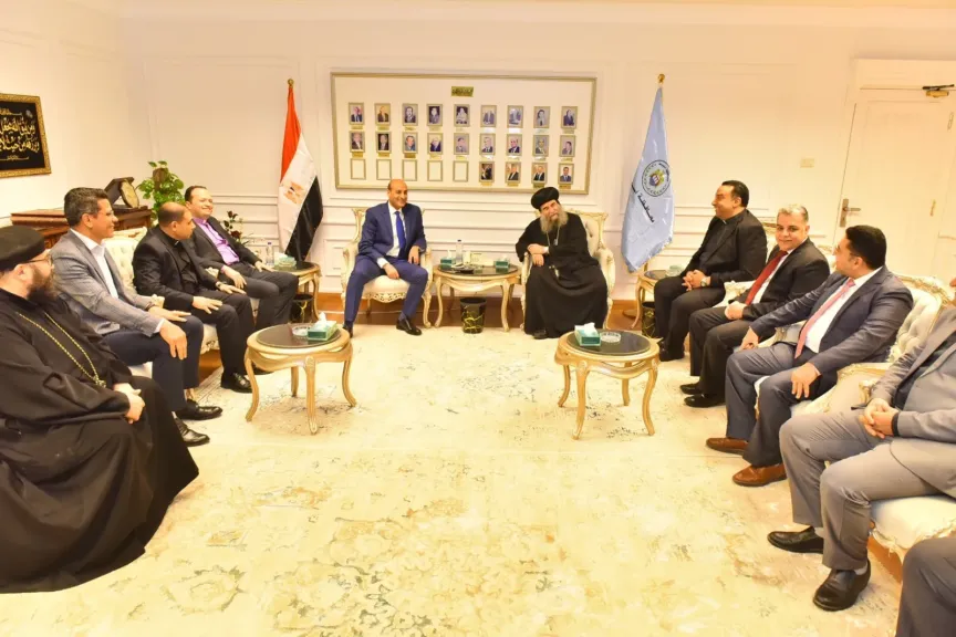 محافظ أسيوط يستقبل قيادات الكنيسة الأرثوذكسية والإنجيلية لتهنئته بتوليه المسؤولية