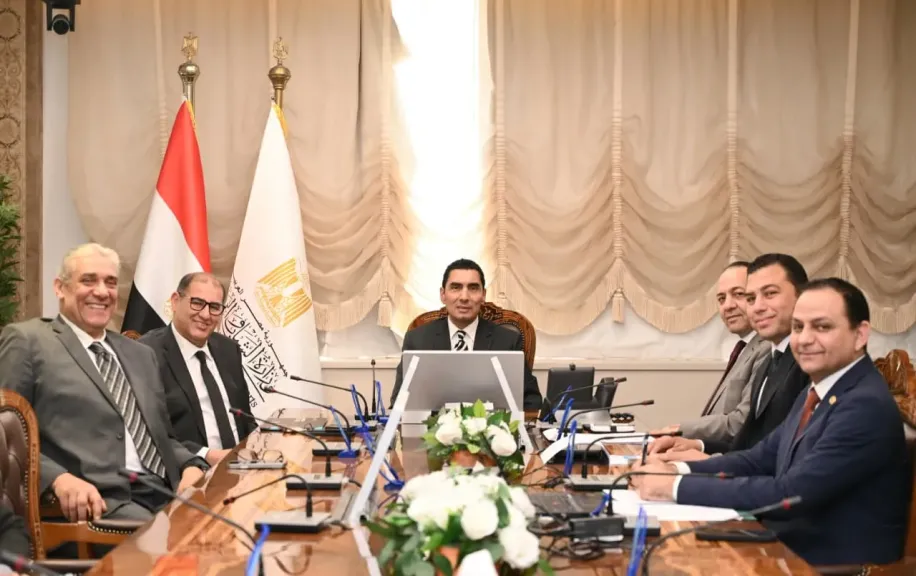 وزير الشباب والرياضة يستقبل المهندس حازم حمادة لبحث الاستعدادات لمعرض سبورت إكسبو