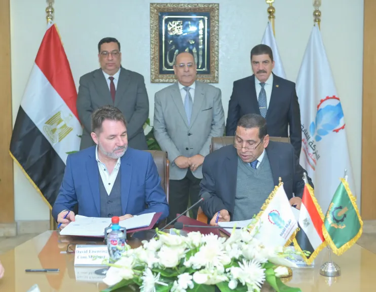 القابضة الغذائية توقّع عقد تطوير مطحن المحلة بطاقة 400 طن يوميًا