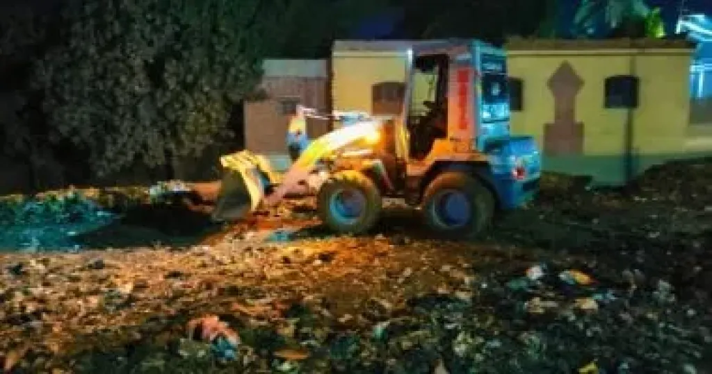 العياط ترفع 240 طن مخلفات وتكثف حملات الإشغالات بالشوارع الرئيسية