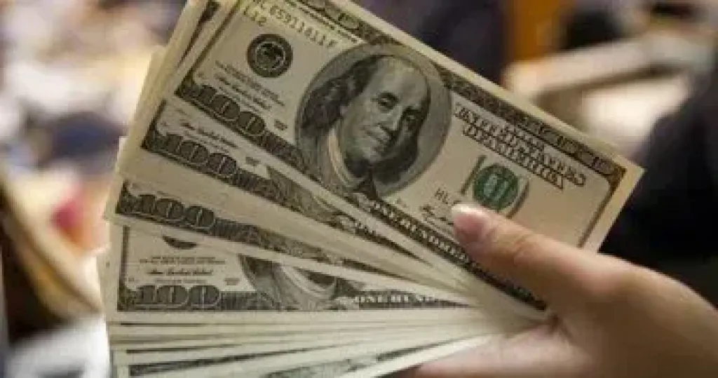 سعر الدولار مقابل الجنيه اليوم الاثنين 23 -2-2026 قبل بدء جلسة التداول