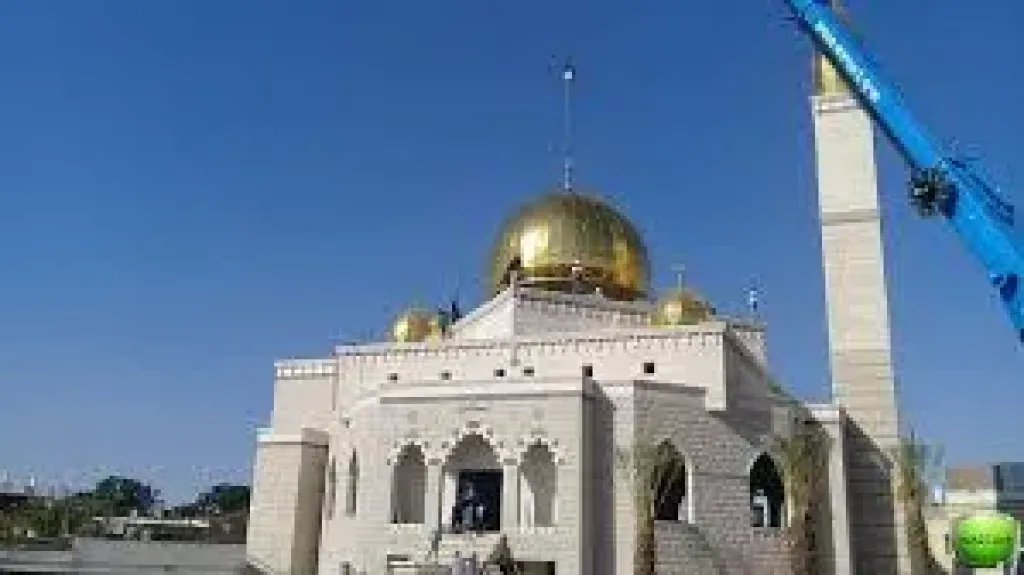 الاحتلال يقتحم مسجد الرحمن بالقدس بسبب الأذان.. تفاصيل