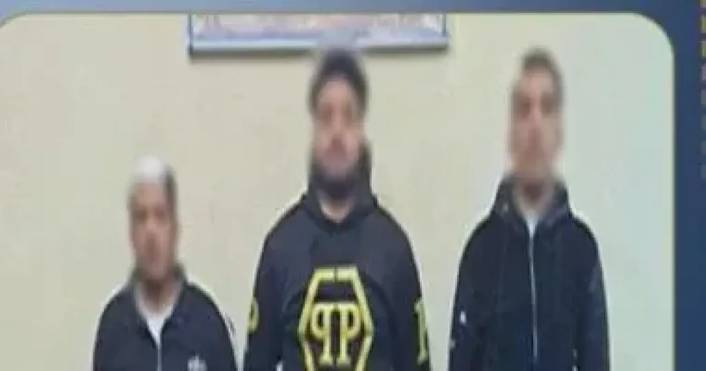 خلاف على ركنة يشعل معركة دامية بالسيوف فى بولاق الدكرور والأمن يتدخل