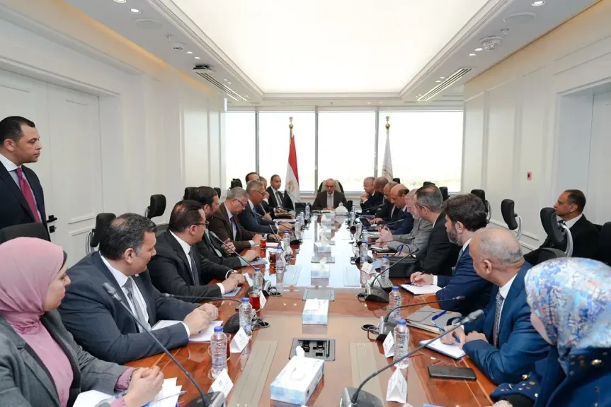 الربط الإلكتروني بين 5 جهات لتسهيل خدمات المستثمرين بمشاركة جهاز التجارة الداخلية