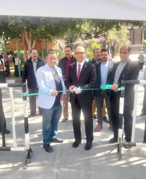 الدكتور المنشاوي يفتتح ساحة رمضانية بإبداعات يدوية وتراث رمضان بكلية الآداب جامعة أسيوط