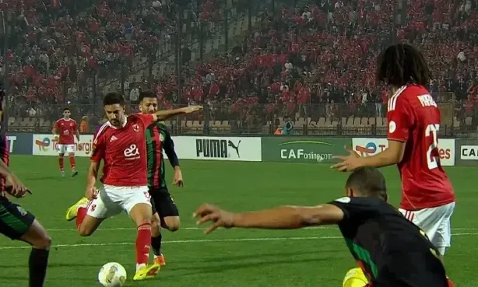 موعد مباراة الأهلي وسموحة في الجولة 19