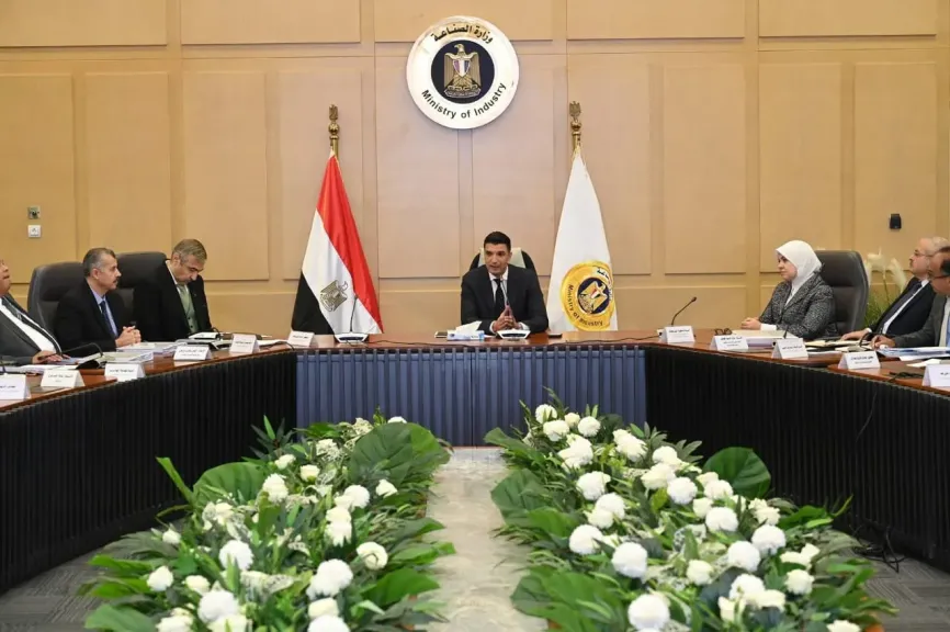 وزير الصناعة يترأس مجلس إدارة  تحديث الصناعة لإطلاق مرحلة جديدة على الابتكار والاستدامة