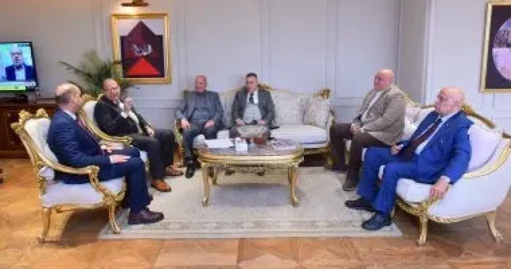 وزير العمل: حريصون على وجود حركة نقابية عمالية قوية ومتماسكة