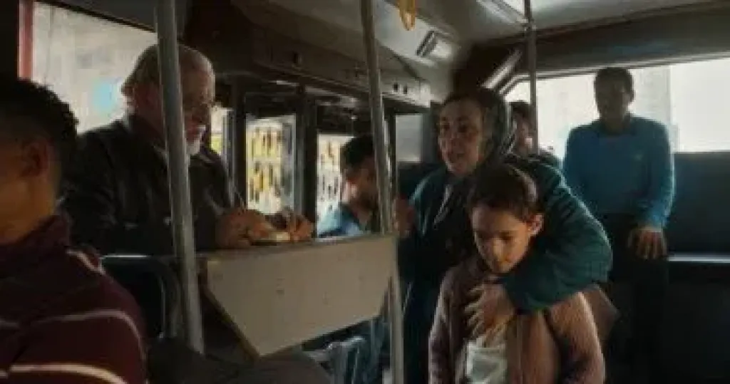 رأس الأفعى الحلقة 6.. محمود عزت يأمر بتفجير أتوبيس نقل عام