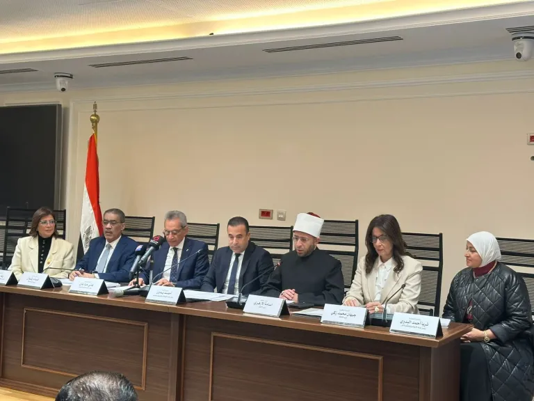 رئيس اتصالات النواب: بدأ مناقشة مواد مشروع قانون تقنين استخدام الأطفال للهواتف والسوشيال ميديا بعد العيد