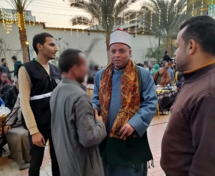 أوقاف الشرقية تُنظم موائد الرحمن بساحات المساجد لتقديم ١٥ ألف وجبة يوميًا للصائمين