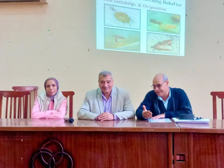 محافظ أسيوط: إطلاق دورة تدريبية لتأهيل مطبقي مبيدات الآفات الزراعية بالمحافظة