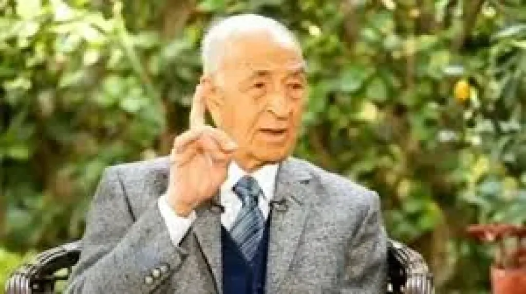 وفاة الإذاعي الكبير فهمي عمر عن 98 عاما