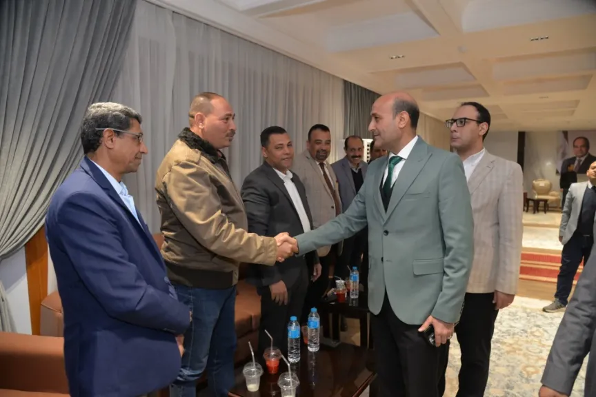 محافظ أسيوط يعقد أول لقاء تعريفي مع الصحفيين والإعلاميين بالمحافظة