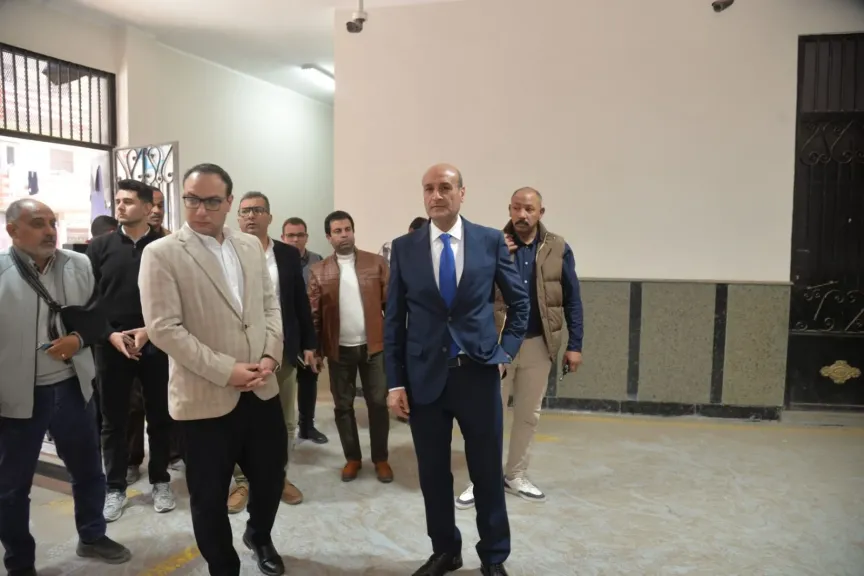محافظ أسيوط يتفقد سوق أبنوب الحضري تمهيدًا لنقل الباعة الجائلين وإنهاء التكدس
