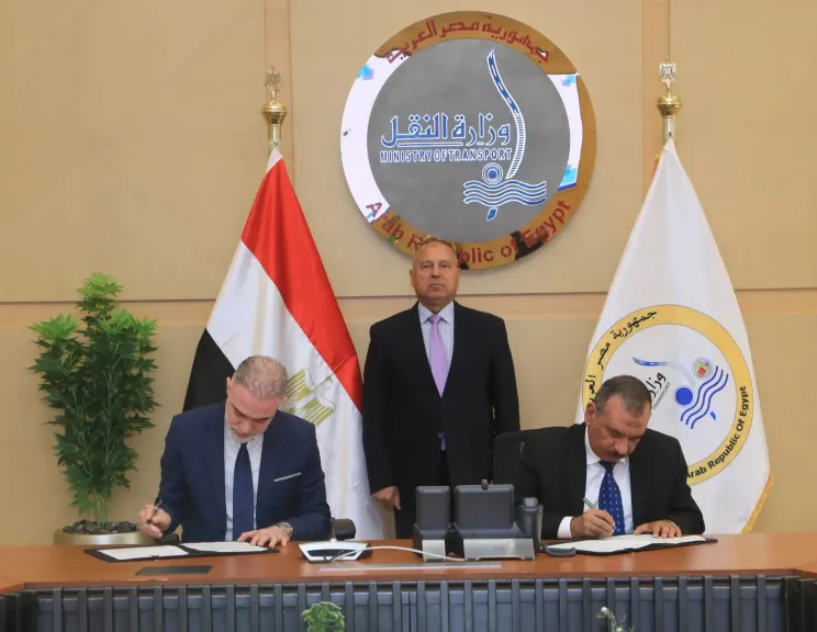 وزير النقل .. بروتوكول بين شركة القناة للتوكيلات الملاحية وشركة تراست للتجارة والنقل لإنشاء شركة لتشغيل سفن تجاريه