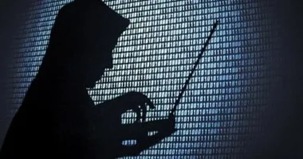 وقعتهم بكود واحد.. اعترافات هاكر رأس البر تكشف سر الاستيلاء على أموال الضحايا