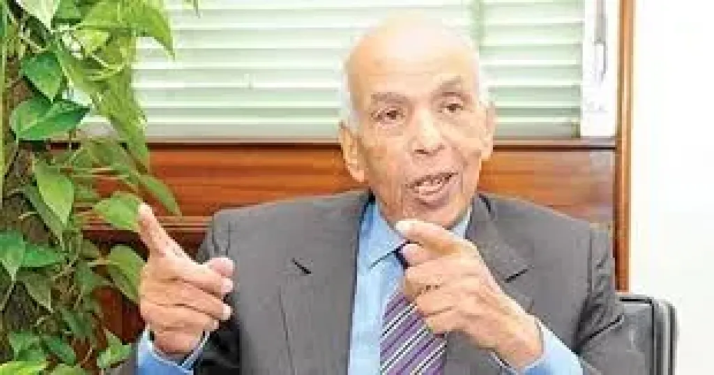 من بلادة الموظفين إلى الرغي الحريمي، عندما كتب إبراهيم نافع ”هل نحن حقا صائمون؟”