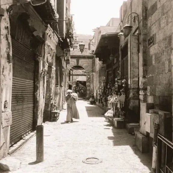 تخاريف صيام .. حكايات حارتنا ( ١١ )  فى درب ” قرمز ”  شهداء وقصر منحوس وولادة نجيب محفوظ