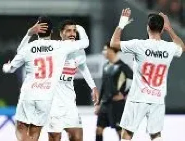 انطلاق مباراة بيراميدز والزمالك فى صراع قمة الدورى بالجولة 20