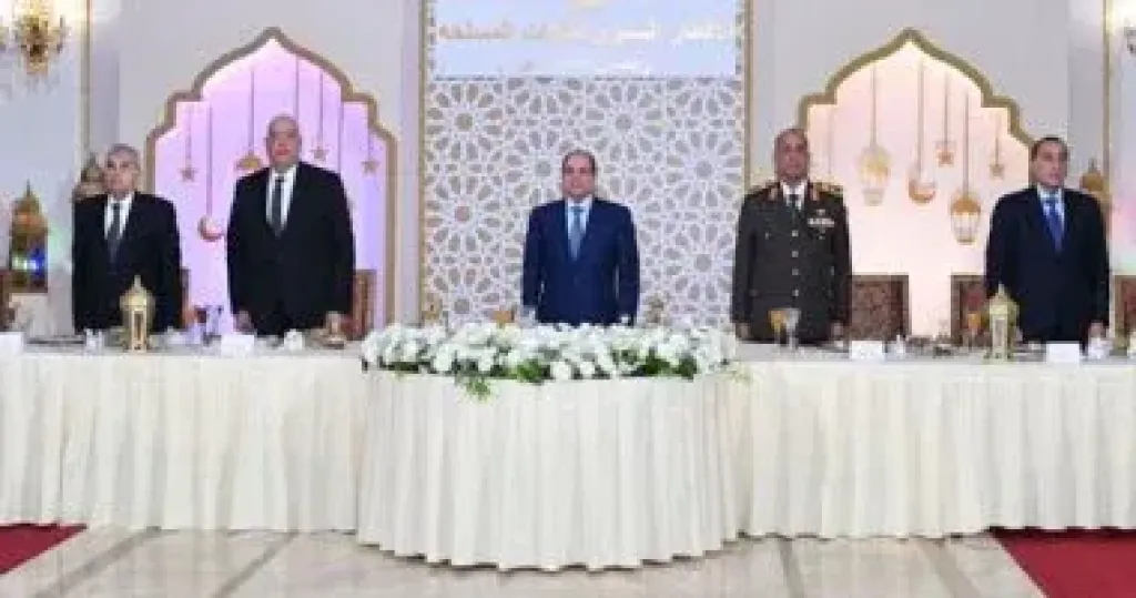 الرئيس السيسى للمصريين: نحن نشعر بكم ونبذل أقصى جهد لتحسين الحال والأوضاع