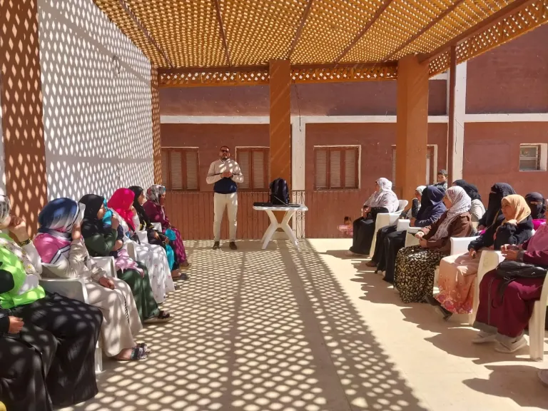 محافظ أسيوط: أندية السكان بمراكز الشباب منصة فاعلة لبناء وعي النشء