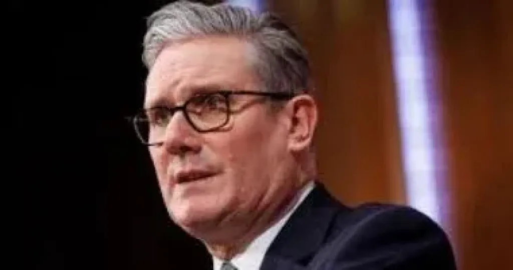 رئيس الوزراء البريطاني: نشارك فى الحرب بالتصدي لصواريخ ومسيرات إيران