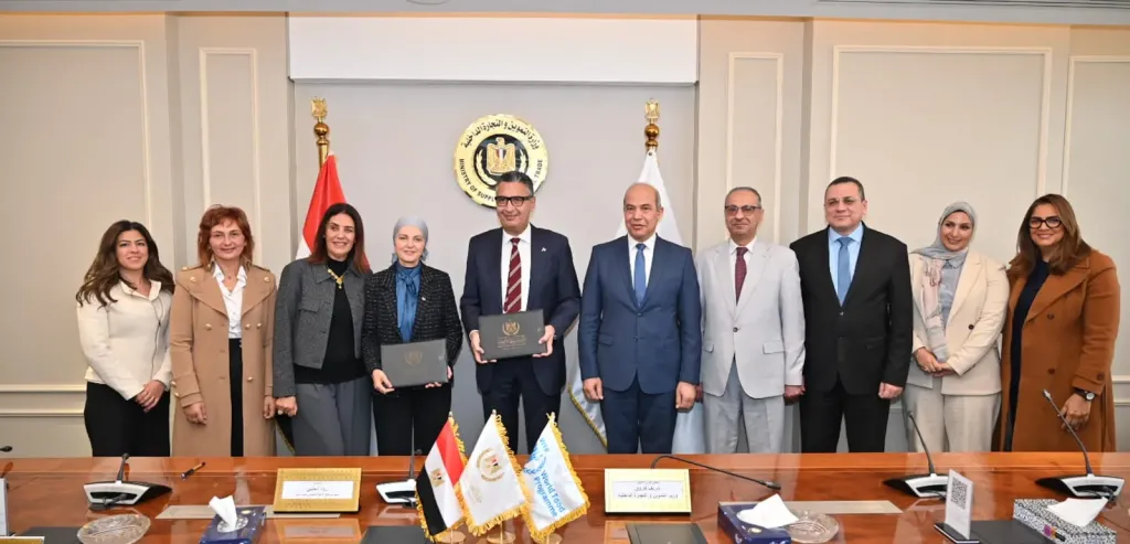 وزير التموين يلتقي السيدة رواد الحلبي مدير برنامج الأغذية العالمي – مكتب مصر لبحث تعزيز التعاون المشترك