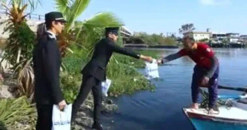 الداخلية توزع وجبات على الصائمين فى الشوارع