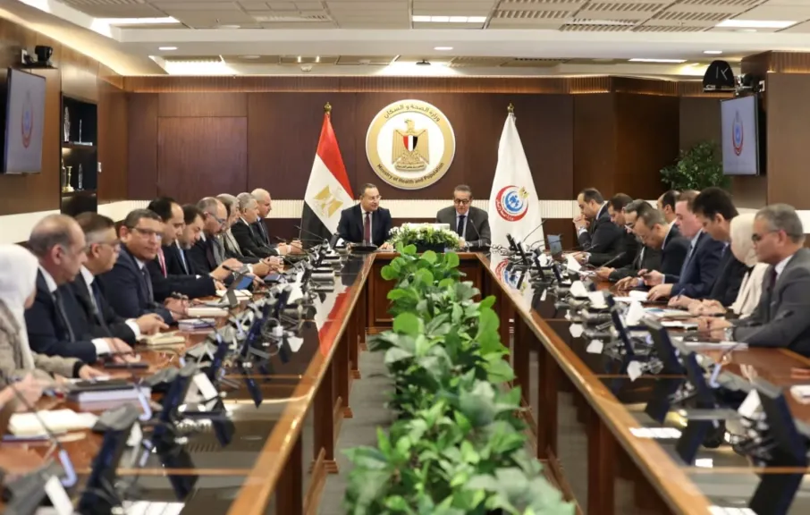 الصحة والتعليم العالي يبحثان ضم المستشفيات الجامعية للتأمين الشامل