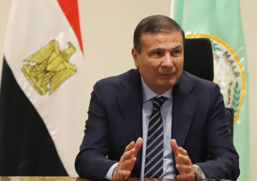 وزير الزراعة: الطبيب البيطرى خط الدفاع الأول عن صحة الإنسان والغذاء