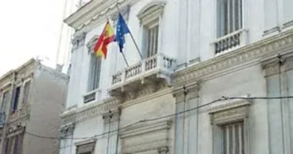 سفارة إسبانيا بالقاهرة: الأوضاع فى مصر مستقرة والمطارات تعمل بشكل طبيعى