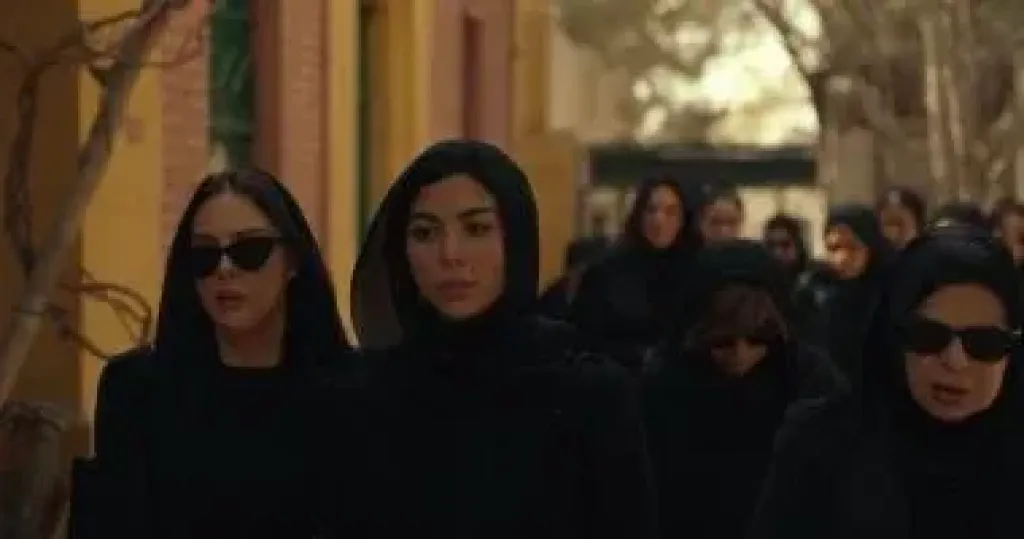 رأس الأفعى الحلقة 15.. صدمة كارولين عزمى بسبب موت خطيبها المفاجئ