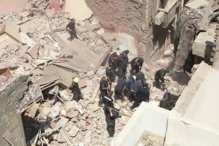 انهيار بلكونة منزل بكفر الزيات وإصابة 3 أشخاص