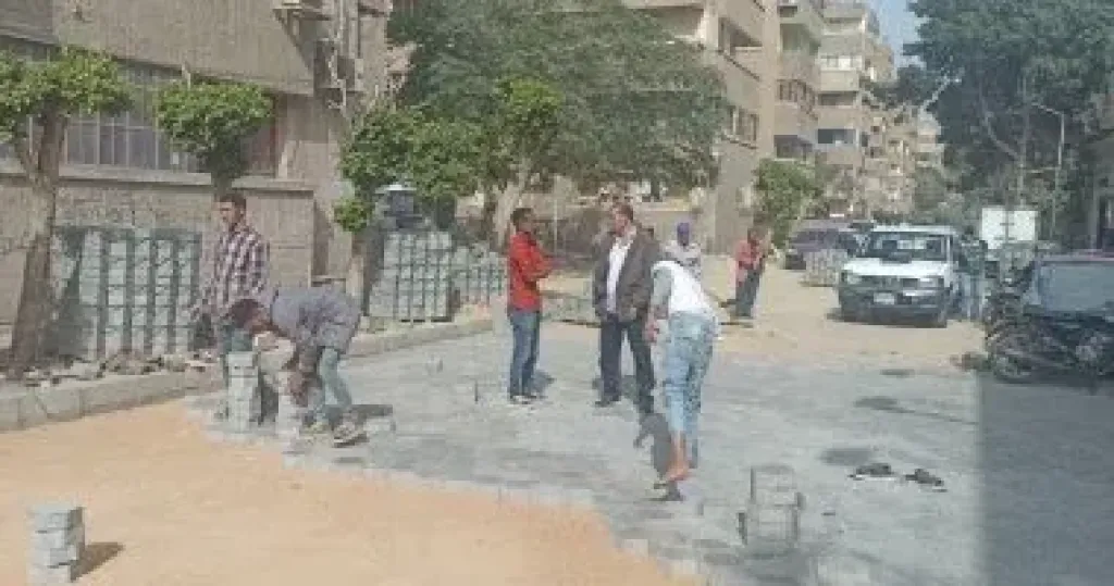 محافظ الجيزة: تطوير ورصف 17 شارعًا بحي العجوزة ضمن الخطة الاستثمارية