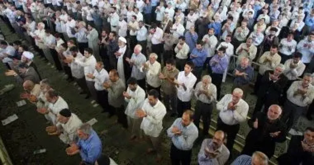 دعاء اليوم الثامن عشر من رمضان.. اللهم اجعل لى نصيبا من كل خير تُنْزِلُ فيه