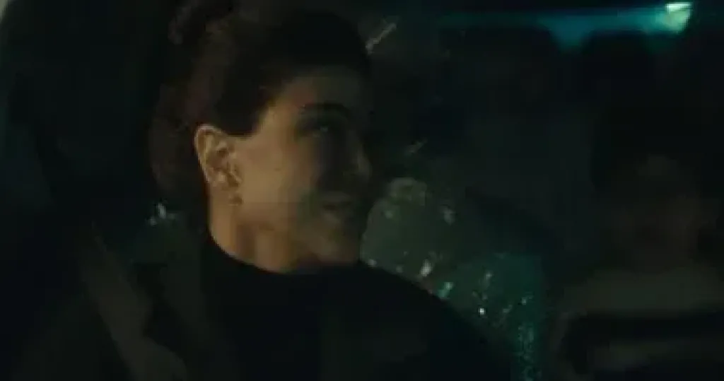 مسلسل اللون الأزرق الحلقة 3.. آمنة تعتذر لأدهم وتنفعل على حمزة