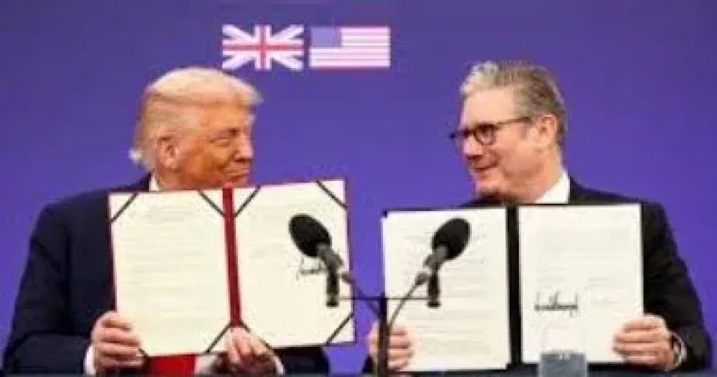   كير ستارمر  ودونالد ترامب