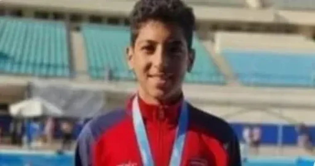   السباح يوسف  