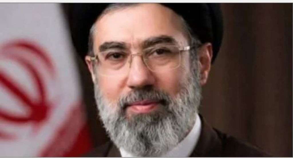 من هو مجتبى خامنئي المرشد الأعلى وزعيم إيران الجديد؟